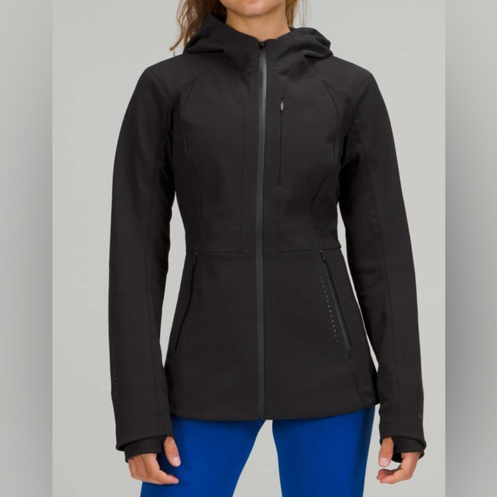 NWOT Lululemon Cross Chill Jacket *RepelShell™ Black